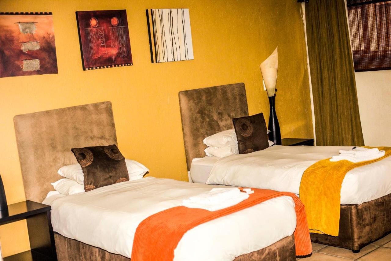Coyotes Hotel & Conference Centre Mbombela Bagian luar foto
