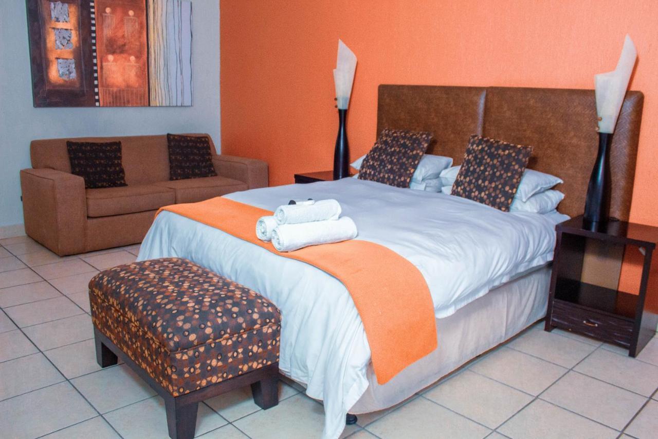 Coyotes Hotel & Conference Centre Mbombela Bagian luar foto